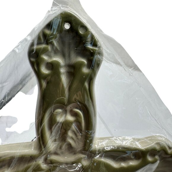 Decorative Wall Cross Cream & Sage Ceramic Celadon Signed Cat 6" x 10" - Picture 5 of 6